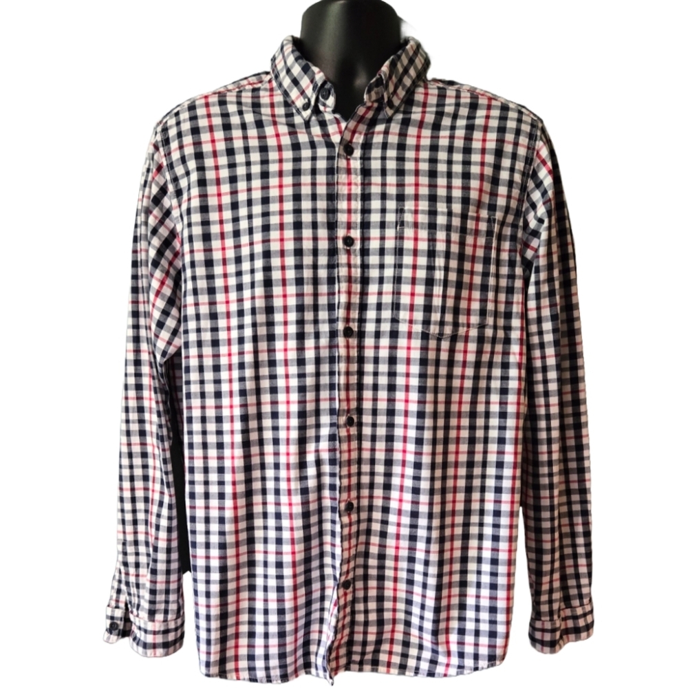 Patagonia Men's Button-Down Plaid Shirt in Navy, White & Red